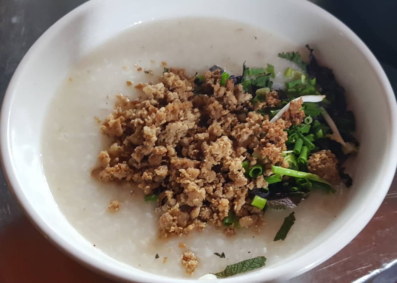 cháo tổ yến thịt bằm